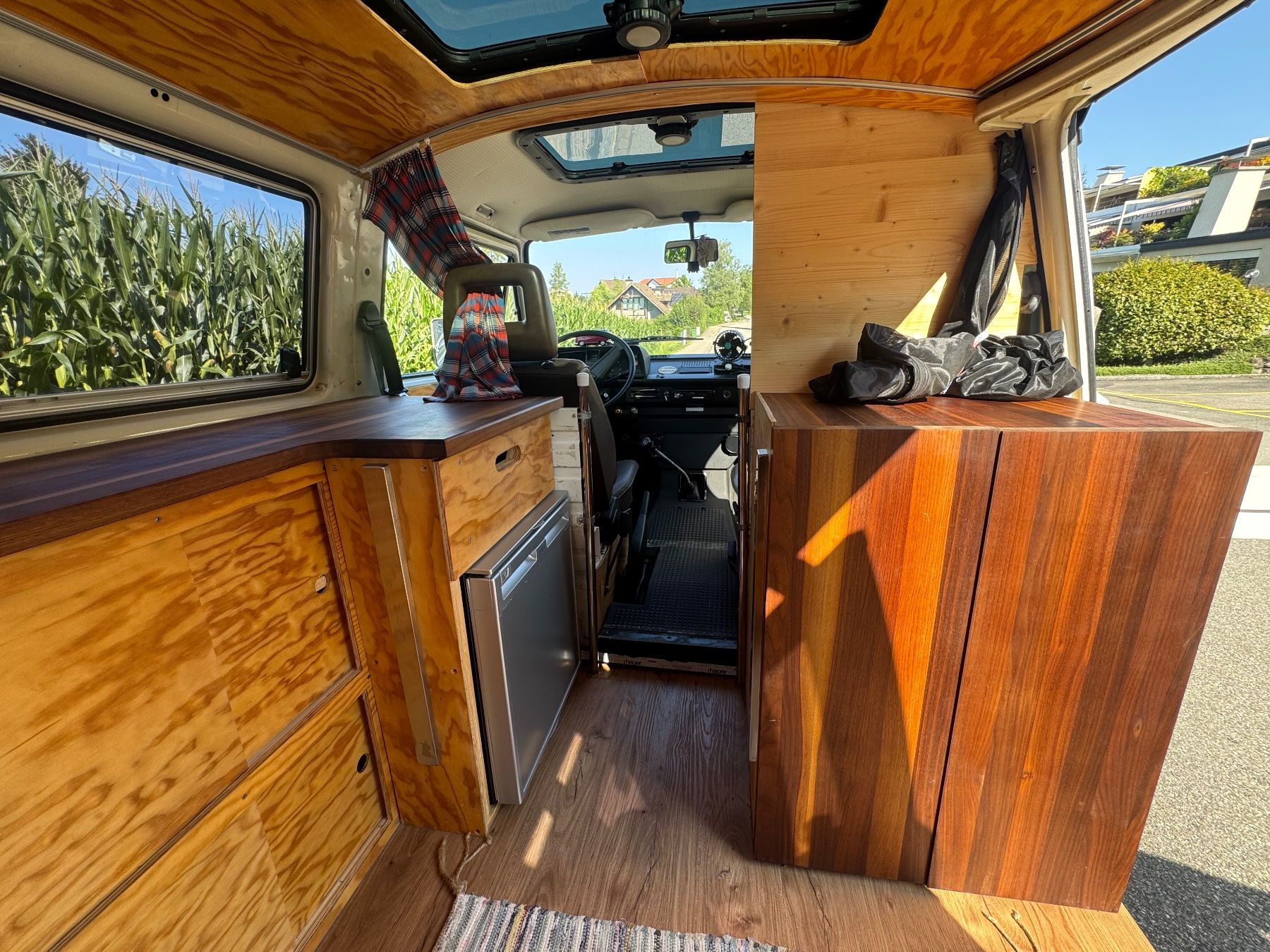 VW Veicoli da campeggio: VW-Bus T3 Typ 2 ausgebaut als Camper – Usato da Affoltern am Albis venduto da heebha 3