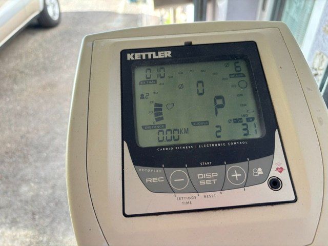 Kettler Vélos d'appartement: Crosstrainer Kettler – D'occasion à Burgdorf par Saem4 1