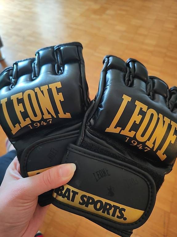 Guanti & manicotti: Boxhandschuhe grösse S – Nuovo (secondo la descrizione) da Arbon venduto da karolina_frank 1