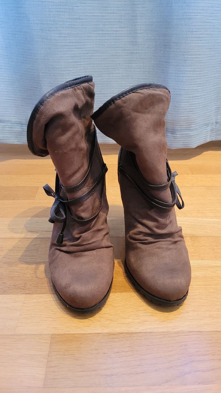 Damenschuhe: Pumps Bata – Neu (gemäss Beschreibung) aus Tägertschi von 9__Saeru__9 2