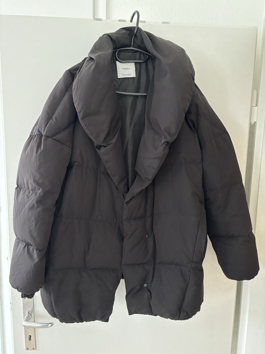 Mango Vestes: Daunenjacke von MANGO – D'occasion à Männedorf par Topolina87