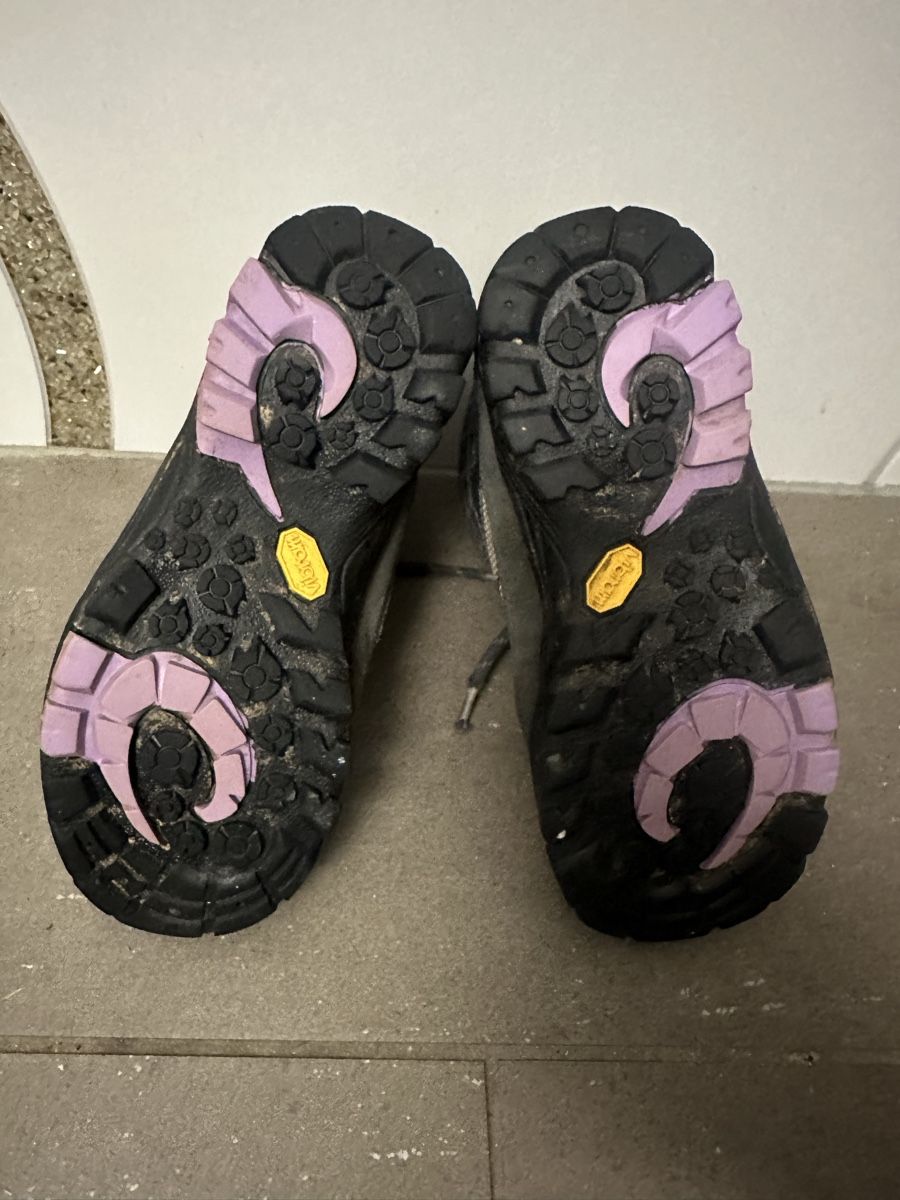 Everest Scarpe per ragazze: Everest Wanderschuhe Grösse 32 – Usato da Busswil venduto da billib 1