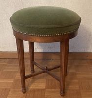 "Hocker" gemäss d. Photos