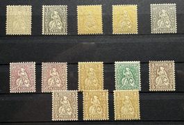 28 - 43 LOT 13 Stück ungebraucht teils postfrisch