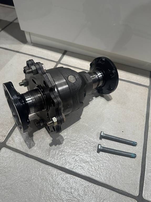 Porsche Tutti pezzi di ricambio auto: Porsche 997.1 Turbo Differenzial – Usato da Brünisried venduto da Elektra08