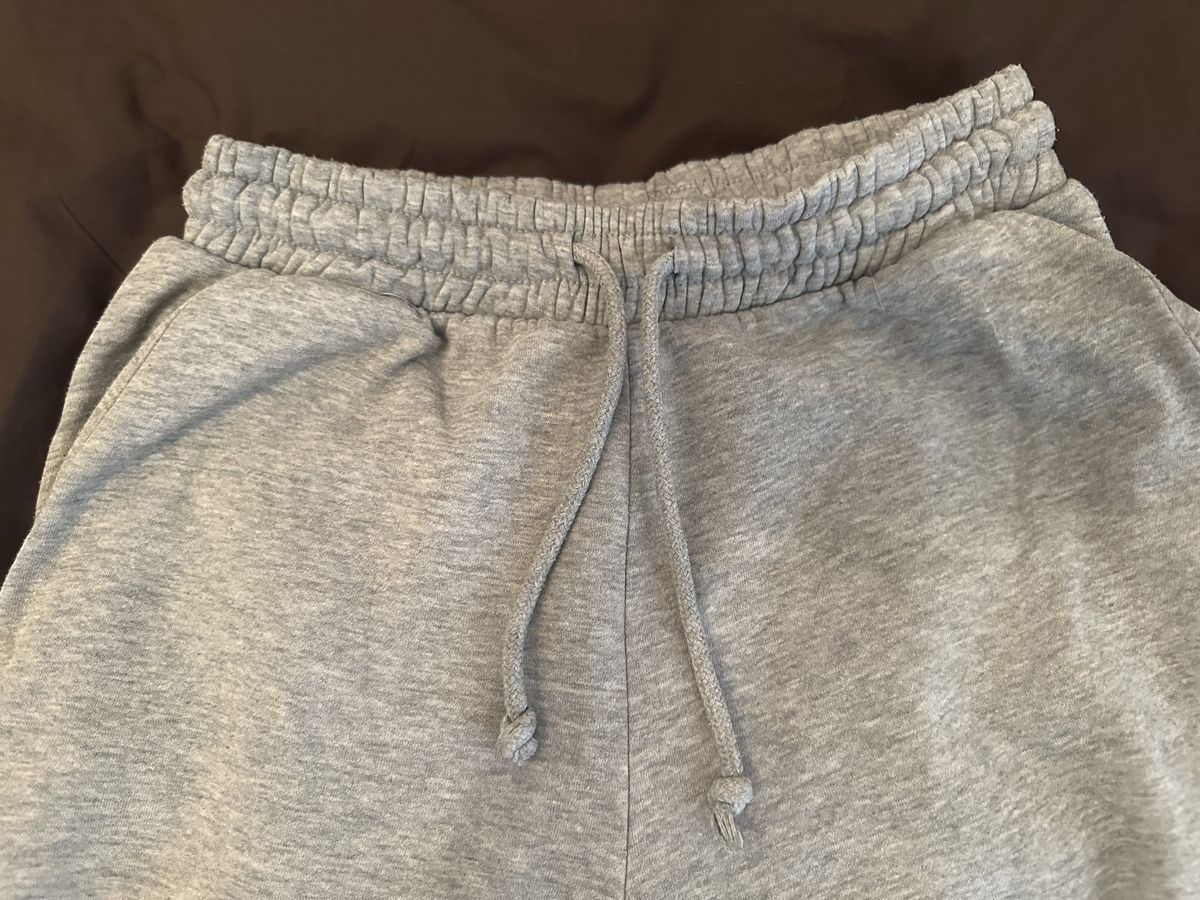 Zara Pantaloni: ZARA Trainerhose – Usato da Eschenbach LU venduto da Tatzi1 2