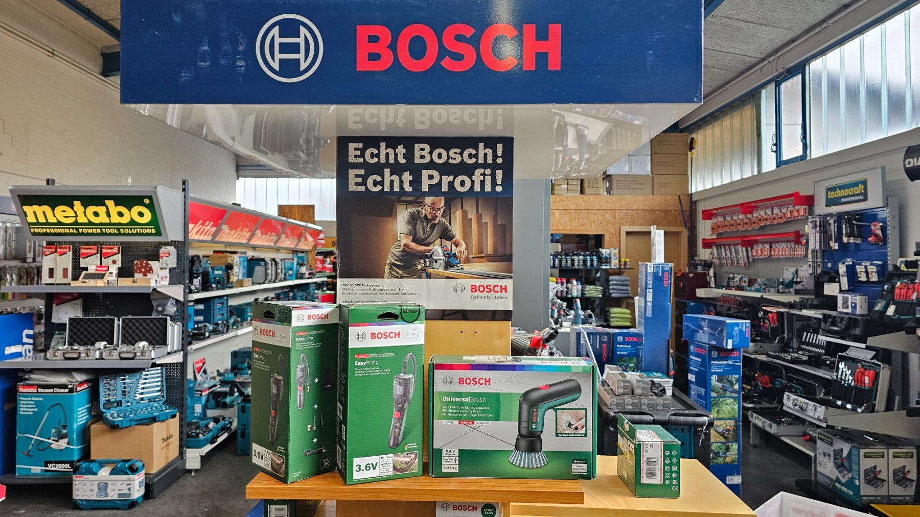 Bosch Compressori: Bosch Akku Luft Kompressor EasyPump – Nuovo e nell'imballaggio originale da Koppigen venduto da Bracher_Mail-House