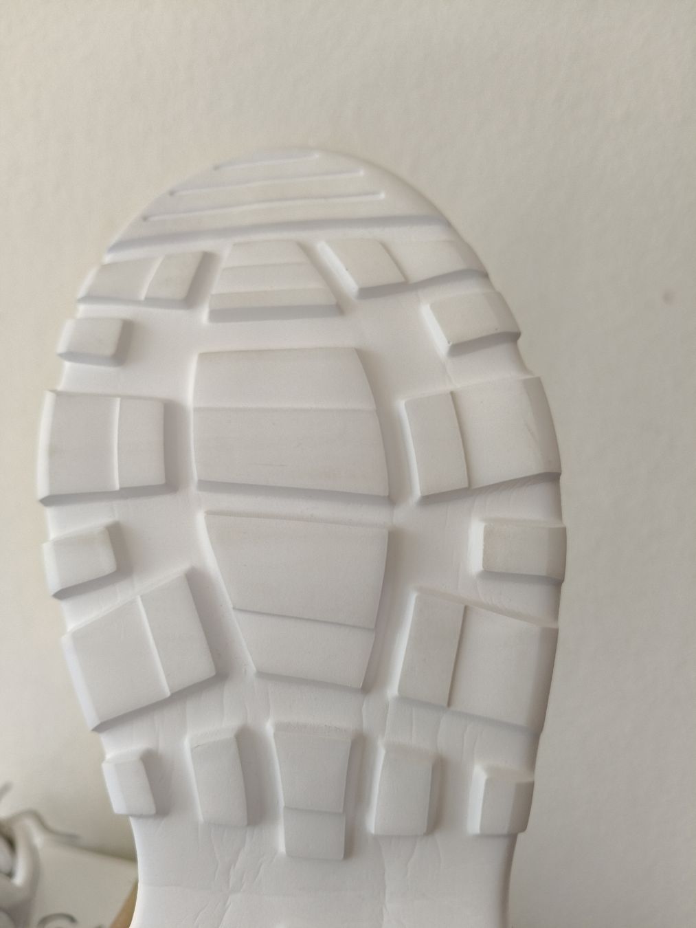 Scarpe da donna: Gaudi sneakers white silver mesh size 39 new – Nuovo (secondo la descrizione) da Zürich venduto da sha_vw65 7
