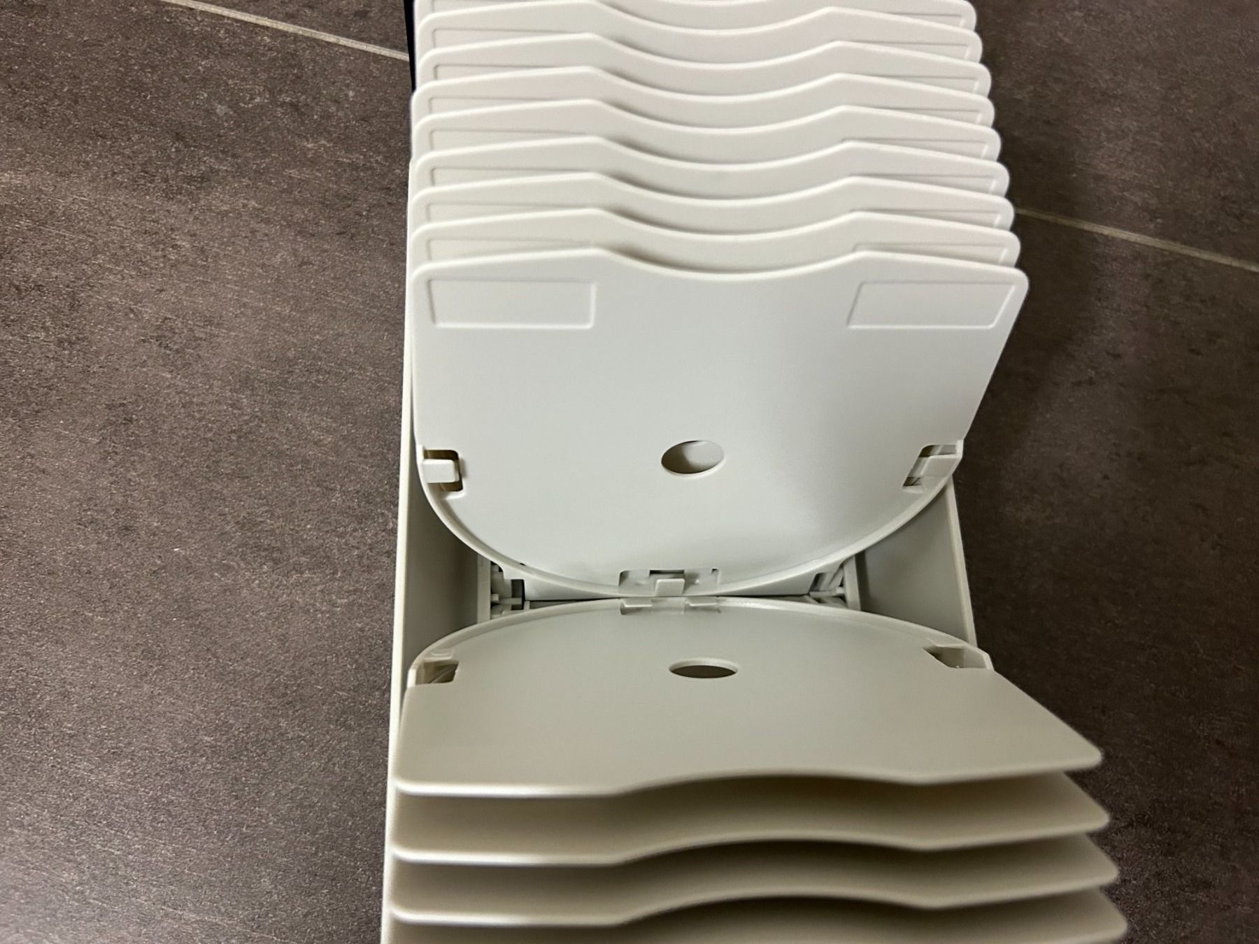 CD: Dataline - CD-Box für 40 CD's - abschliessbar – Usato da Hagendorn venduto da Teora66 3