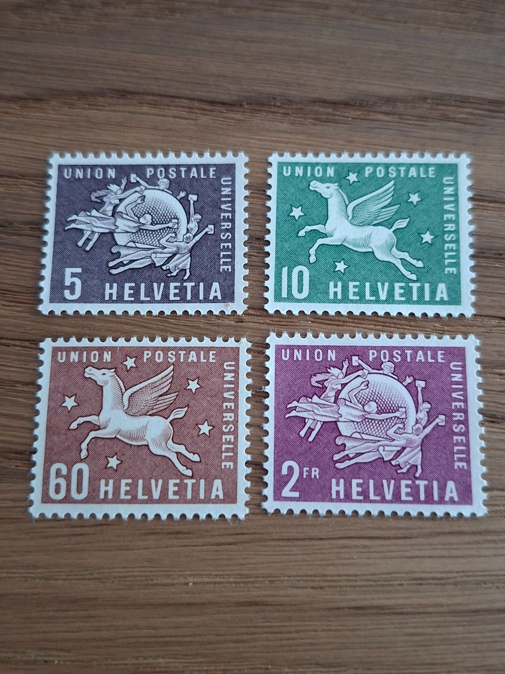 Tutti i francobolli: Dienstmarken UPU – Nuovo (secondo la descrizione) da Hinterkappelen venduto da 1399