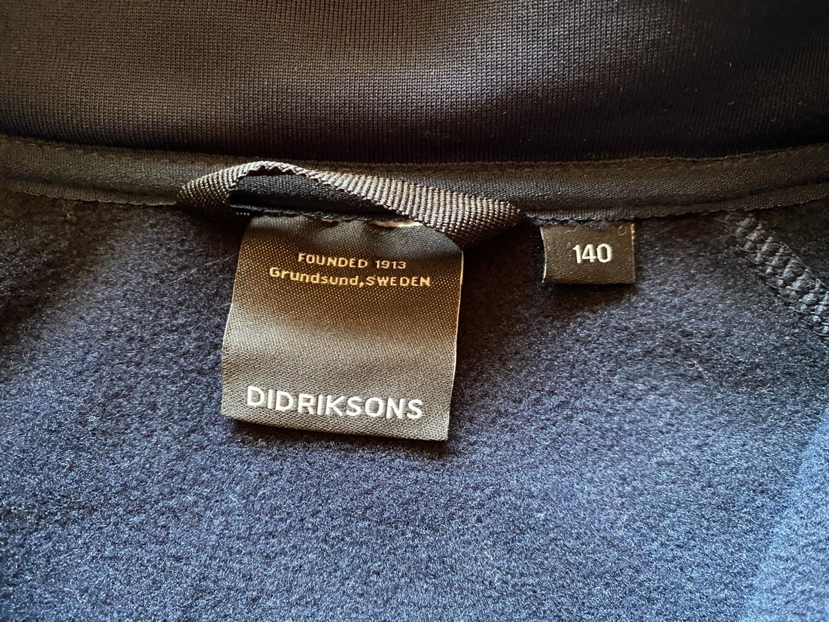 Didriksons Maglioni & Felpe: Didrikson Kapuzenpulli blau Grösse 140 – Usato da Würenlingen venduto da lori59 2