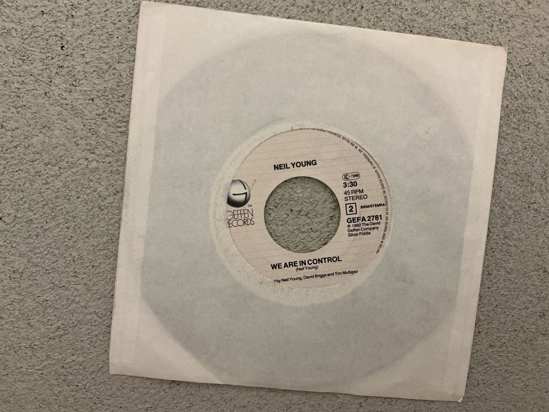 Vinyles: Neil Young Single - Little Thing Called Love – D'occasion à Winterthur par Tumko_7_Vinyl 1