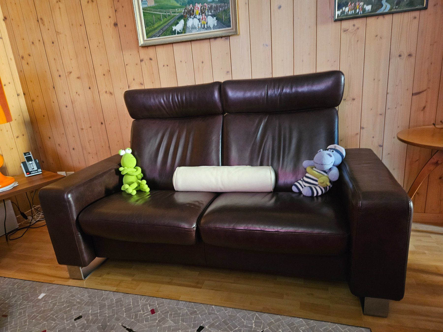 Stressless Divani: Stressless Space Leder Sofa Aubergine Zweisitzer – Usato da Rüti ZH venduto da Moli8 1