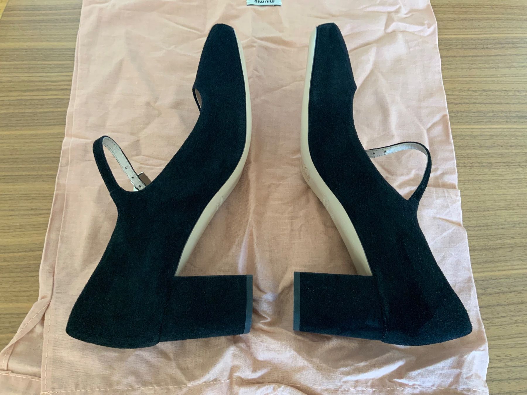 Miu Miu Scarpe da donna: Miu Miu: chaussures neuves – Nuovo (secondo la descrizione) da Genève venduto da Taracolac20 4