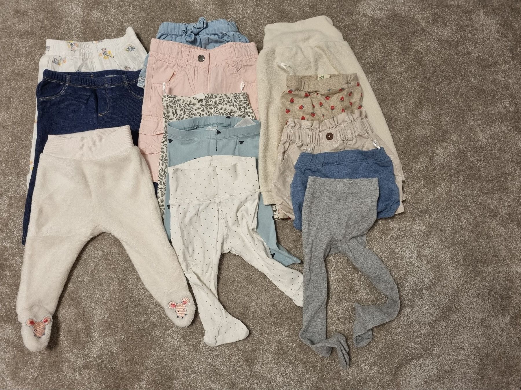 Lotti & Set di vestiti: Grosses Kinderkleider Set Grösse 68 Mädchen – Usato da Balterswil venduto da baller23 2