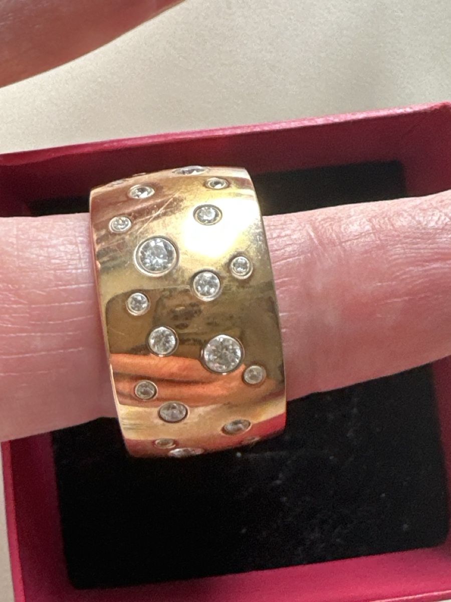 Anelli: Goldfarbener Ring mit Sternenhimmel – Usato da Wangen SZ venduto da futura14 1