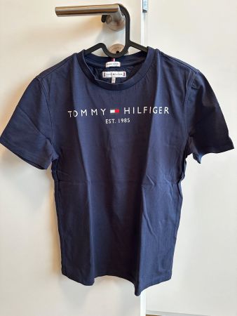 Tommy Hilfiger T-Shirt Gr. 146/152