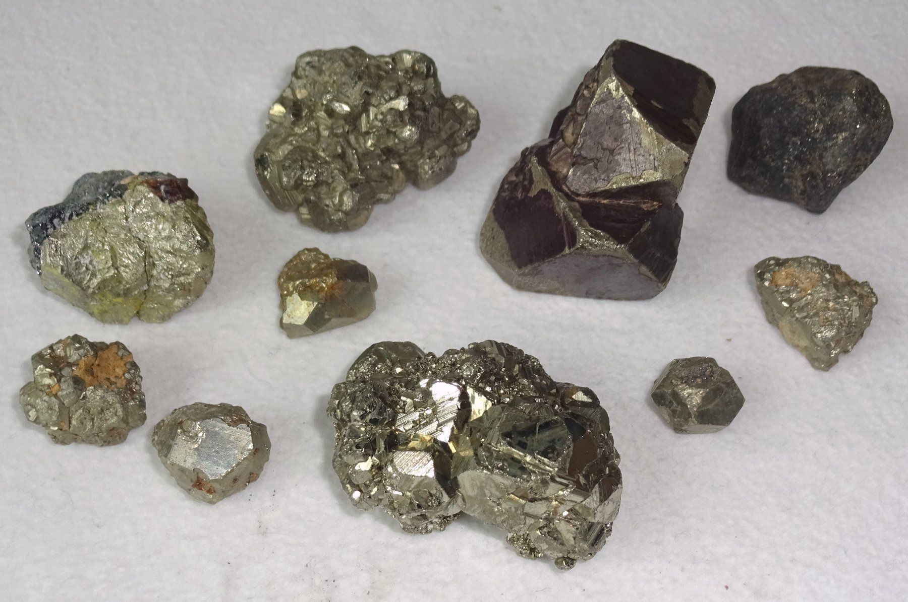 Mineralien & Heilsteine: verschiedene Pyrite – Gebraucht aus St.Gallen von Paddington11 2