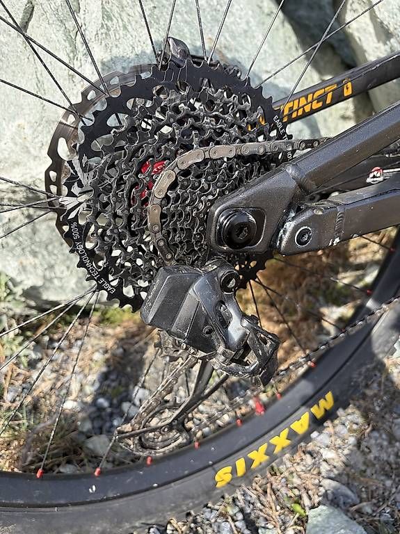 Biciclette: Rocky Mountain Instinct Powerplay E-bike custom build L – Usato da Bad Ragaz venduto da dabombtrimmis 4