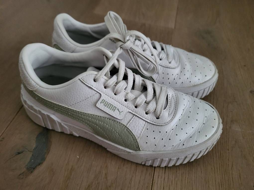 Scarpe da donna: PUMA sneaker weiss grün grösse 37 – Usato da Schänis venduto da Sonntagskind89 1