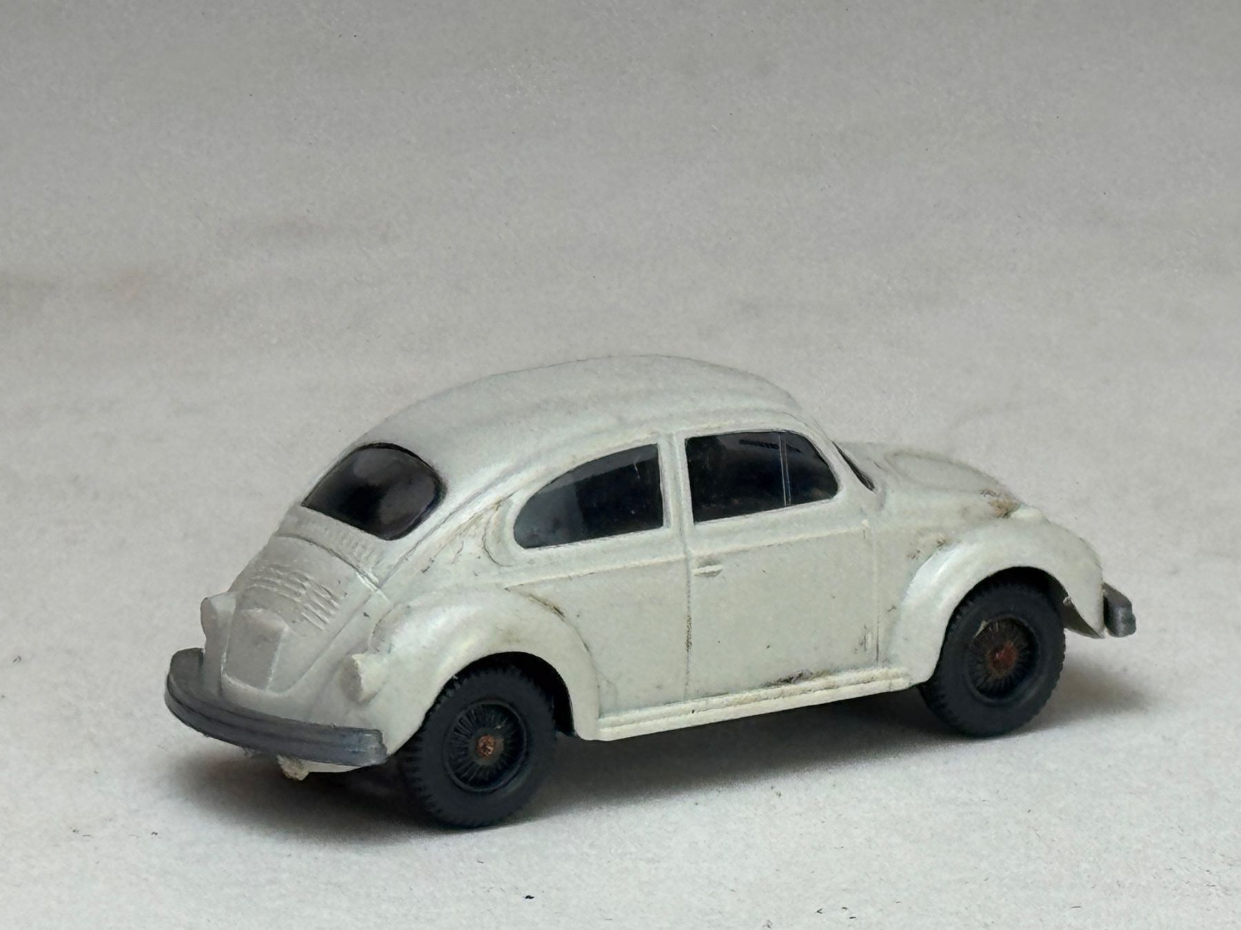 Wiking Modellini d'auto: GB- Wiking VW 1300 Käfer grauweiss – Usato da Elm venduto da Wikmtz 1