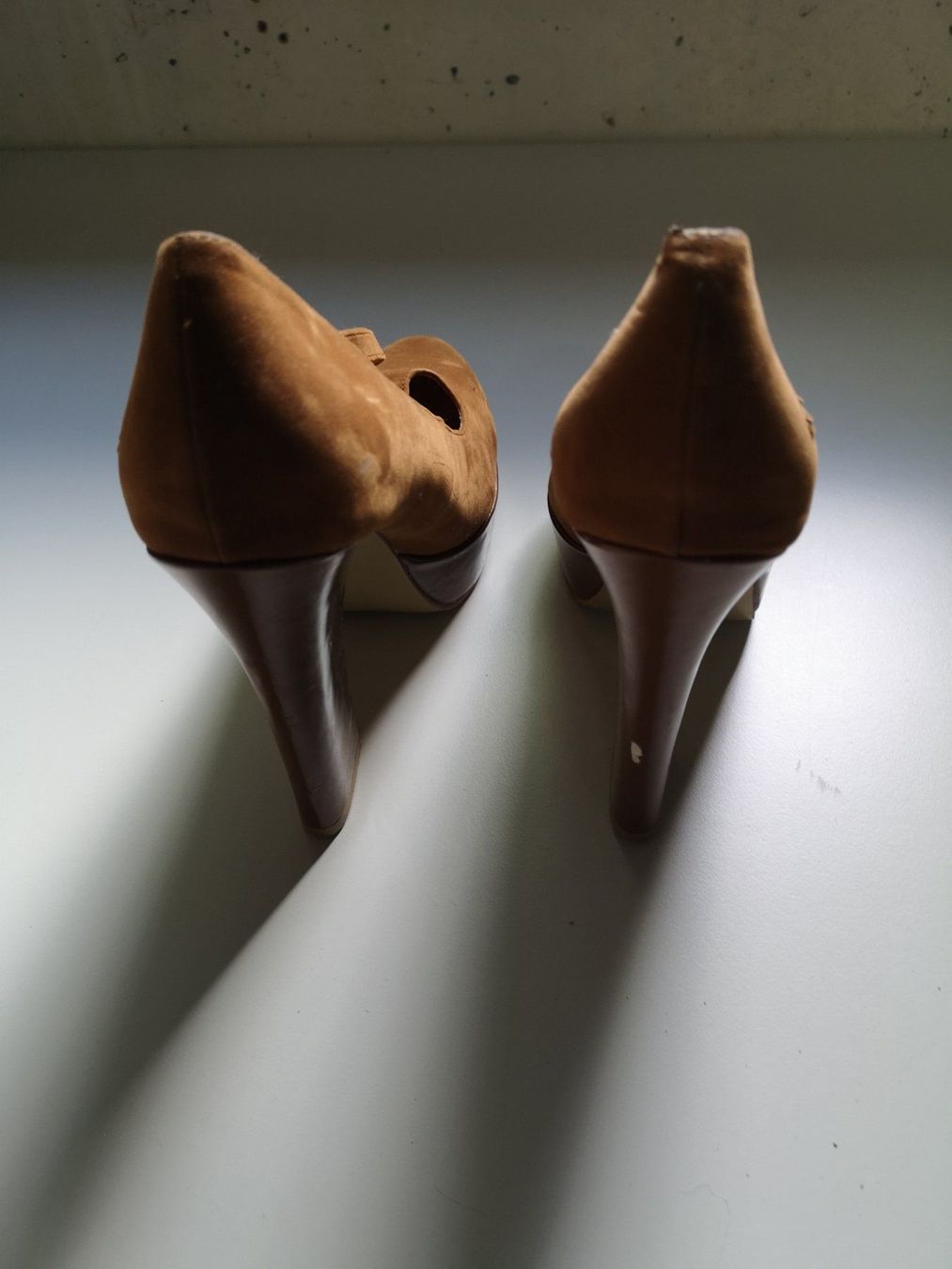 Scarpe da donna: Stiefeletten ocker getragen Gr. 40 – Usato da Rothrist venduto da GIWALD 2