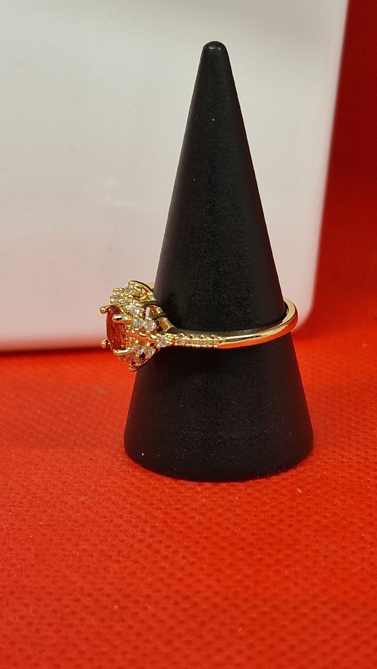 Ringe: Ring mit Zirkonia & Granat, Grösse 56 – Neu (gemäss Beschreibung) aus Herisau von Antiques.AR 1