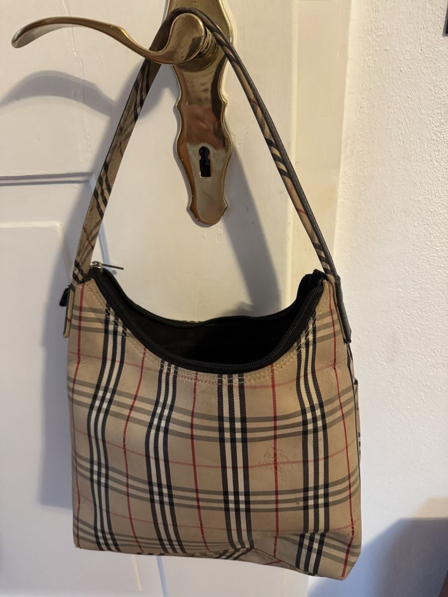 Burberry Sonstige Kleidung & Accessoires: Burberry Handbag Check Pattern Used Condition – Gebraucht aus Rüschlikon von luc_q2tl 1