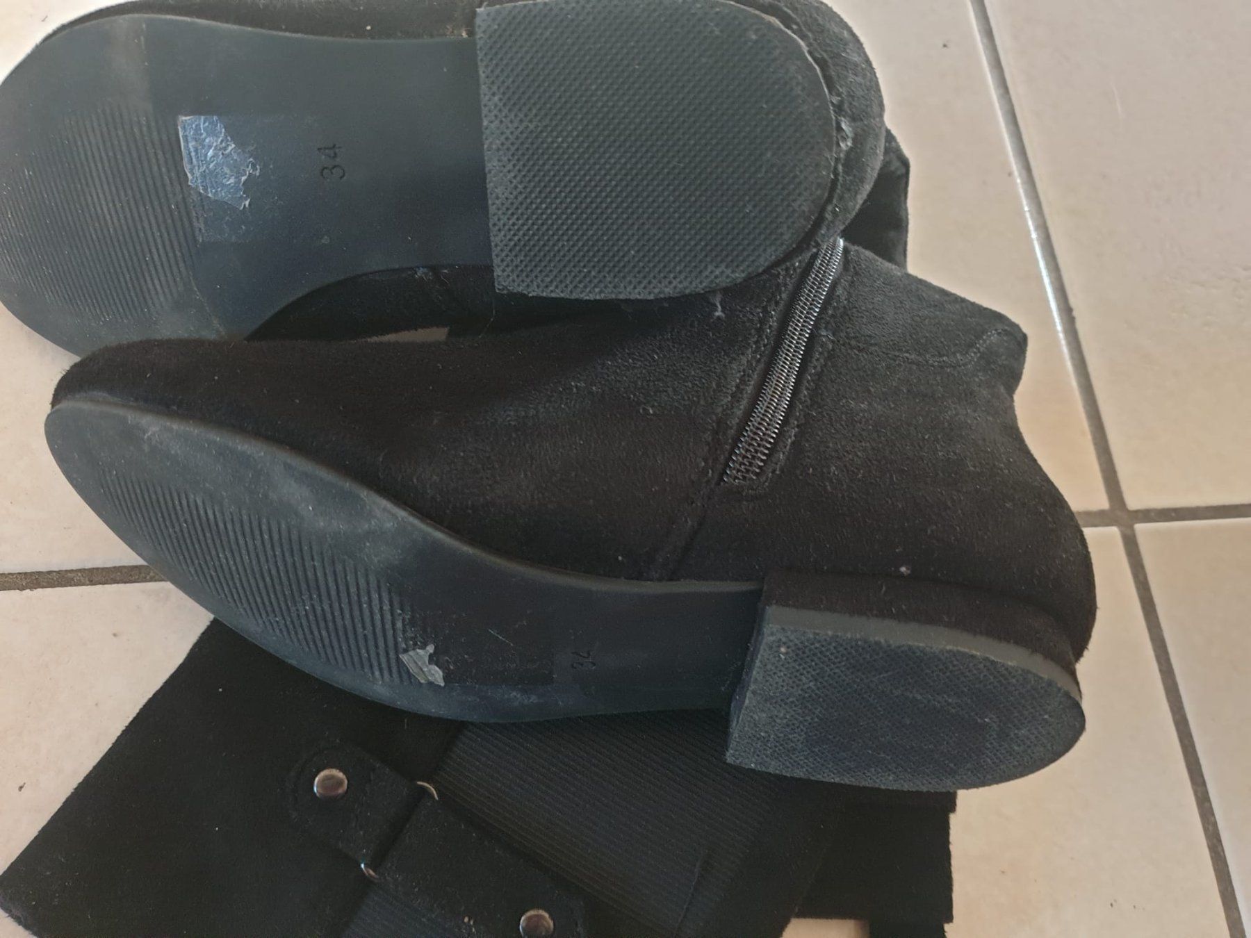 Schuhe für Mädchen: Bottes fille noir pointure 34 – Gebraucht aus Lausanne von Af2016 1