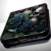 ✨ Samsung Z Flip5 Hülle Blue Rose Skull | Lässig & Cool 💀🌹