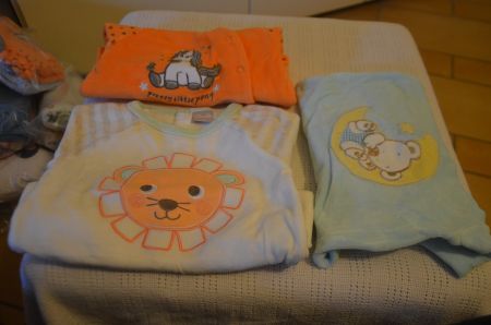 TAILLE 56 - 3 PIJAMA
