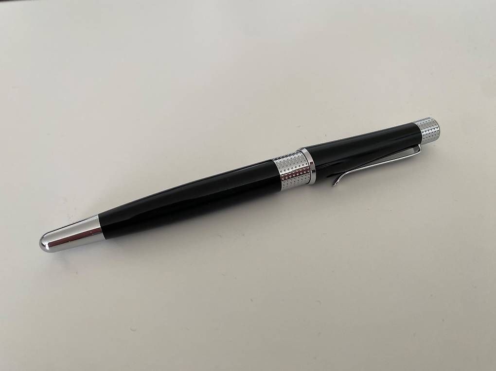 Il mondo degli animali: Stylo plume Cross – Usato da Commugny venduto da phi_8kvd 2