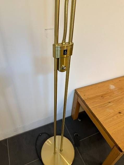 Lampade: Stehlampe mit Leserlampe dimmbar – Usato da Aarau venduto da vio_lrn7 3