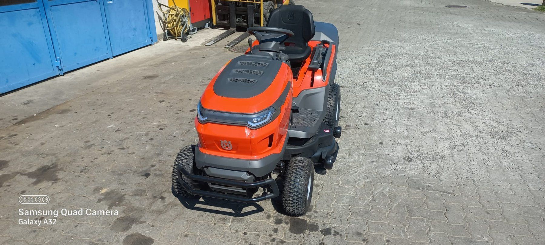 Husqvarna Tagliaerba: Traktor Rasentraktor Husqvarna – Usato da Buch b. Frauenfeld venduto da Girsberg 8