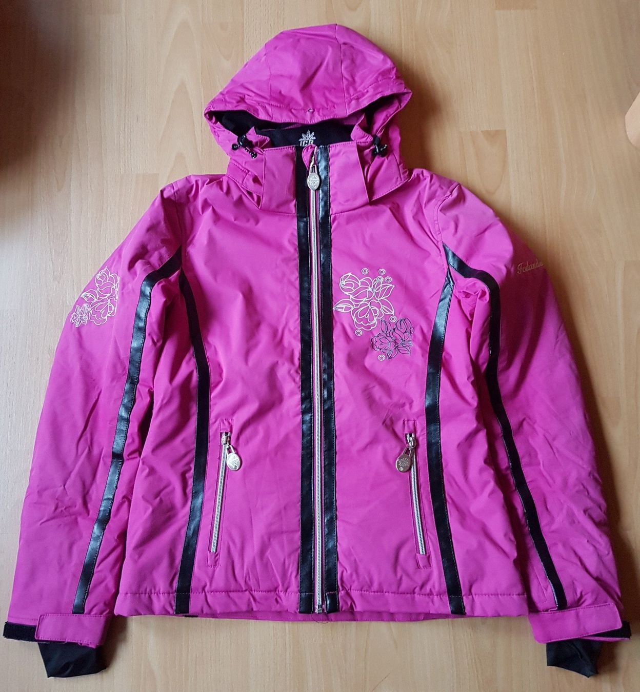 Giacche: ICELANDER WINTERJACKE GR. 38 / PINK – Usato da Sax venduto da spazieren