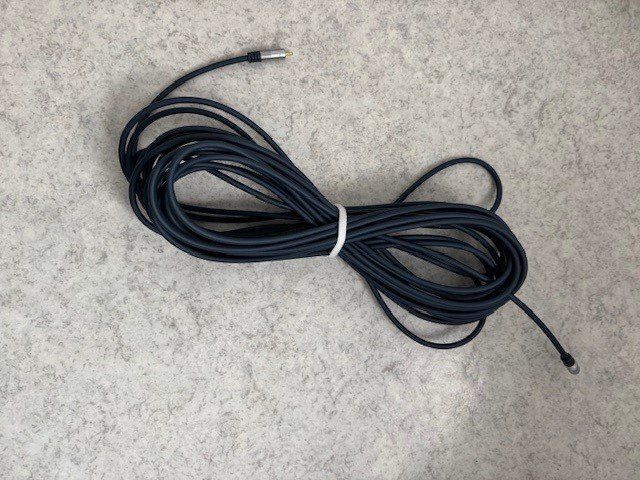 Kabel: Video-Klinkenkabel 15M – Gebraucht aus Hagendorn von Pezzli
