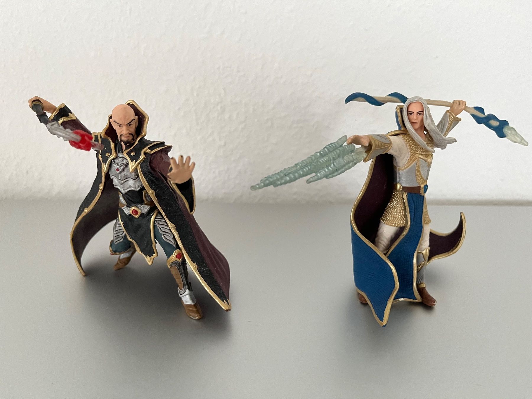 Schleich Spielzeuge: Schleich Magier Feuer und Eis – Gebraucht aus St. Gallen von Nickat