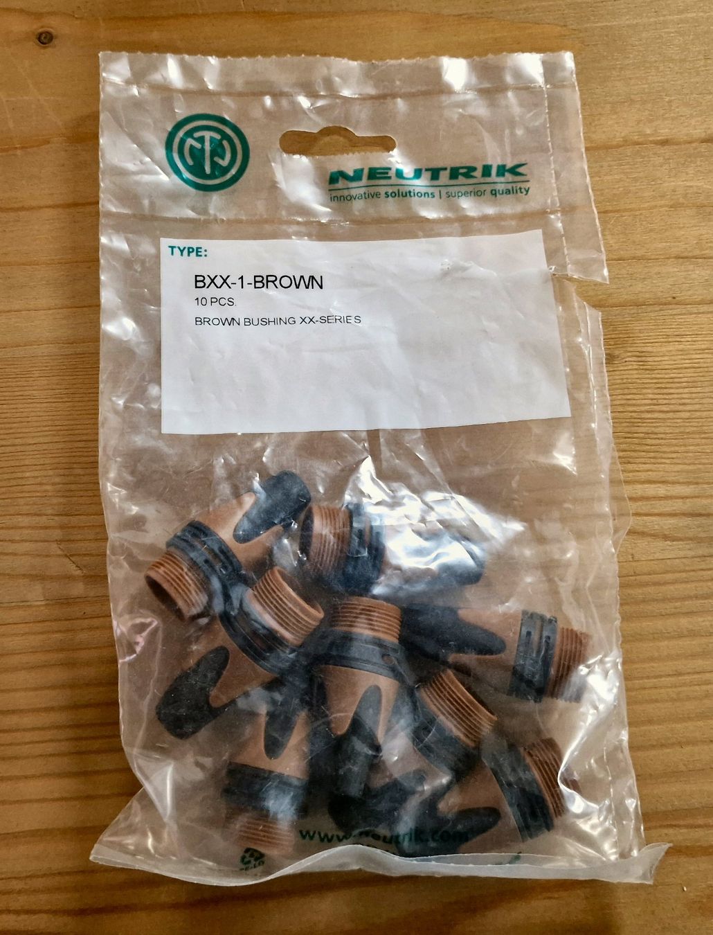 Neutrik Cavi: Neutrik XLR Cable Sleeves - 46pcs – Nuovo e nell'imballaggio originale da Zofingen venduto da Rodeln 1
