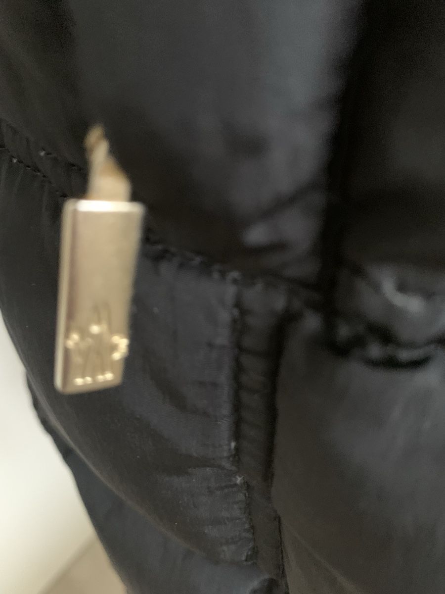 Moncler Cappotti: Moncler Daunenmantel, Schwarz – Usato da Muttenz venduto da Benet01 4