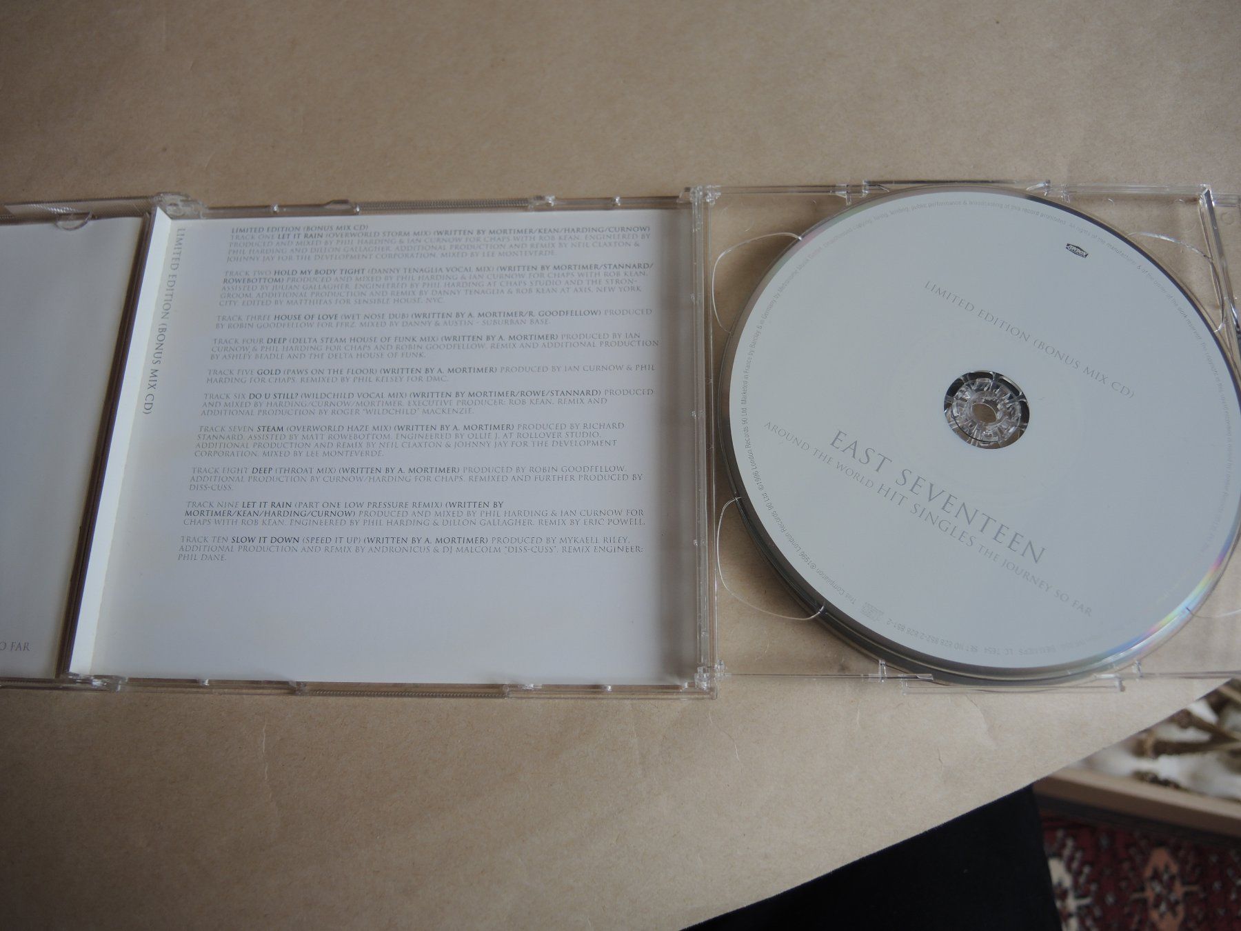 CD: East Seventeen CD Hit Singles + Bonus CD – Usato da Rorschach venduto da maeck8 4