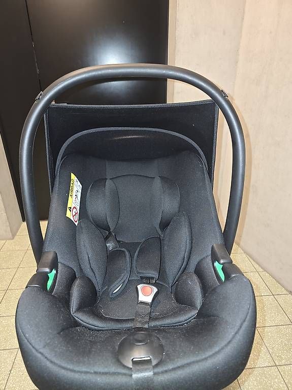 Carrozzine: Kinderwagen wie NEU  – Usato da Moosseedorf venduto da mag_k9m5 1