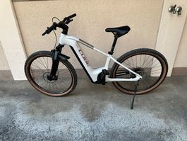 E-Bike Cube Reaction Hybrid 625  lightgrey 'n' rose