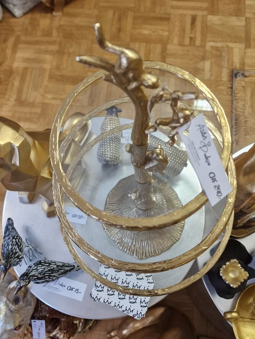 Piatti di portata: Etagere in Goldoptik mit kleinen Äffchen – Nuovo e nell'imballaggio originale da Schaffhausen venduto da AtelierPudesco 3