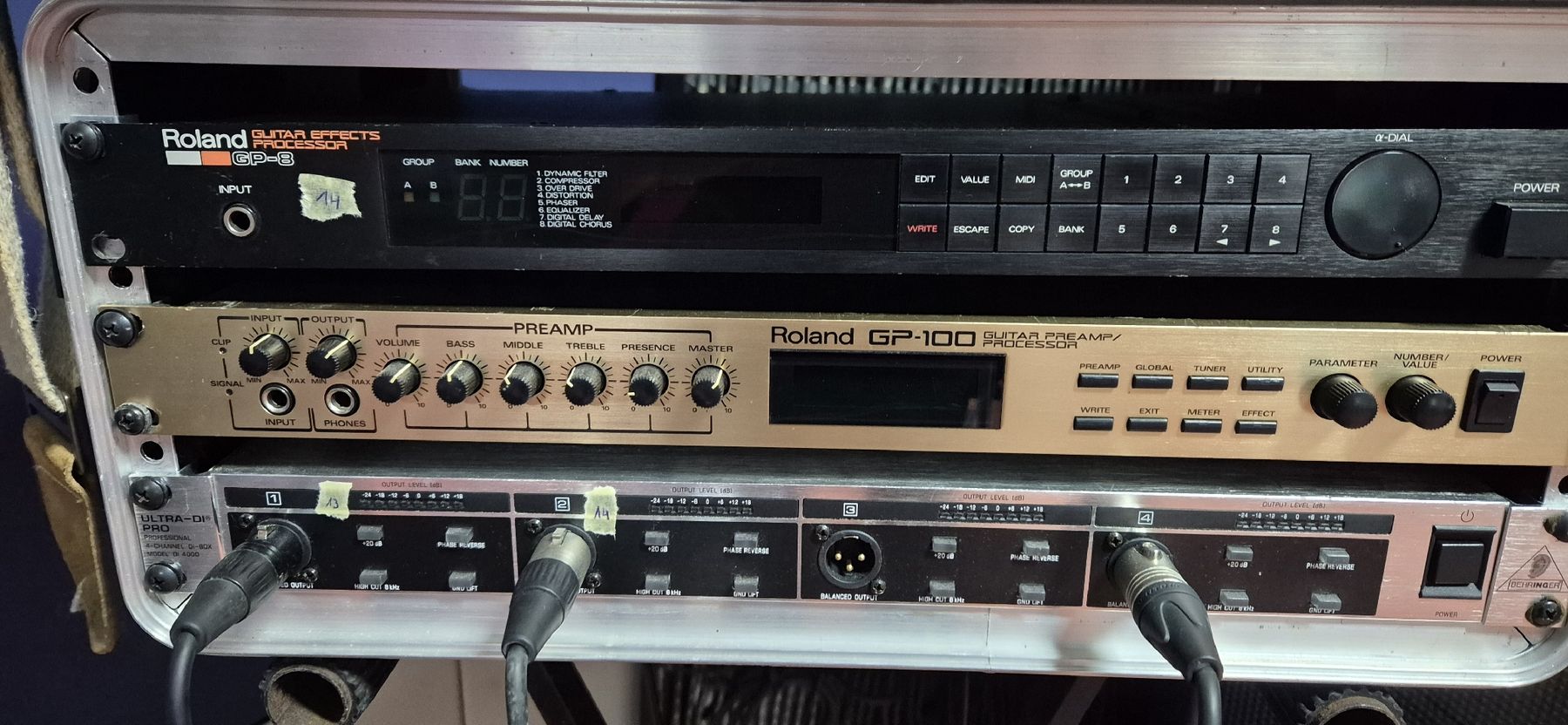 Roland Strumenti musicali: Guitar Preamp/Processeur,Roland GP100 – Usato da granges paccot venduto da HMBS
