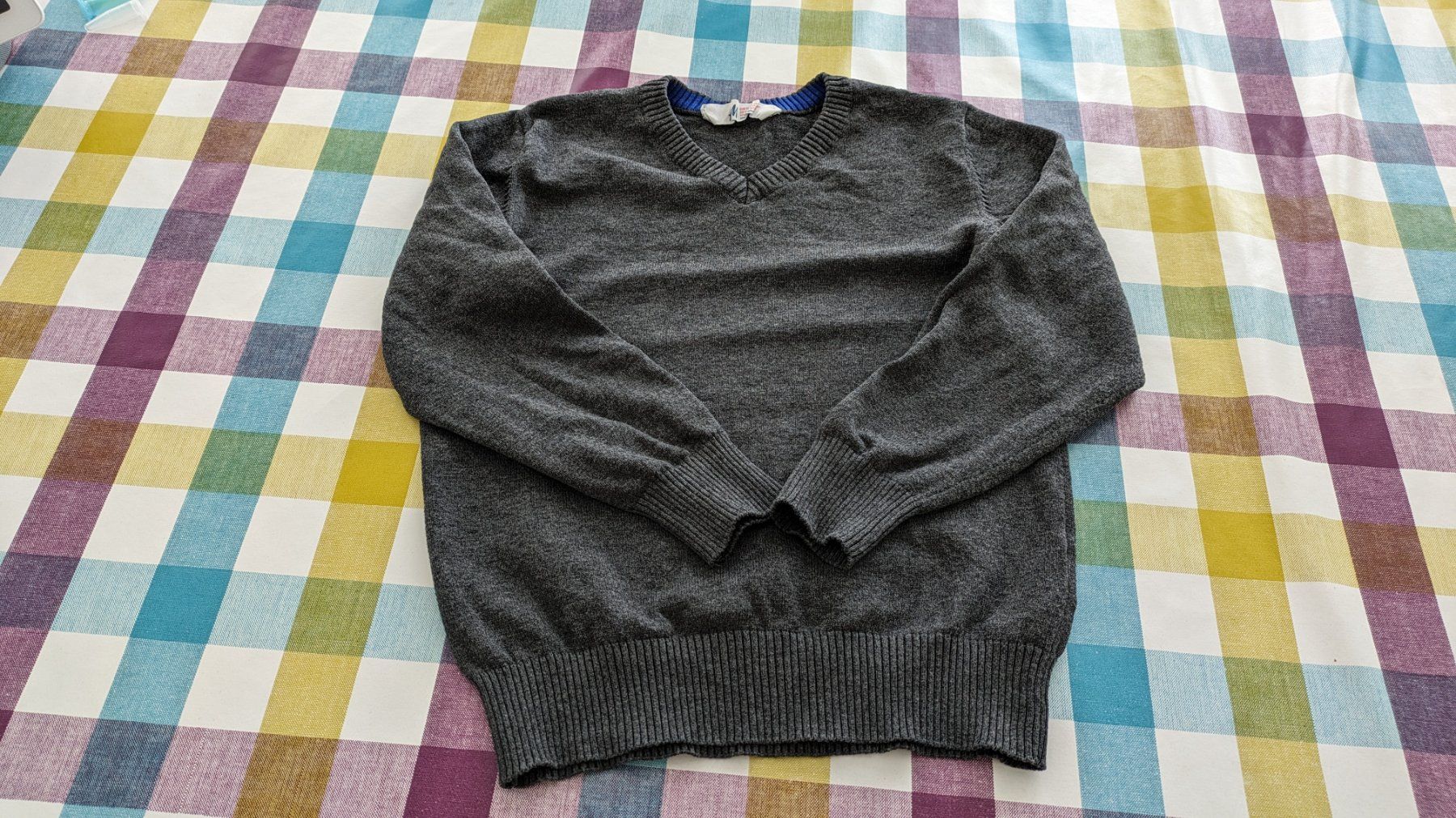 H&M Maglioni & Felpe: Schöner Jungs Pullover mit V-Ausschnitt - ab 116 – Usato da Staufen venduto da Fleby84 1