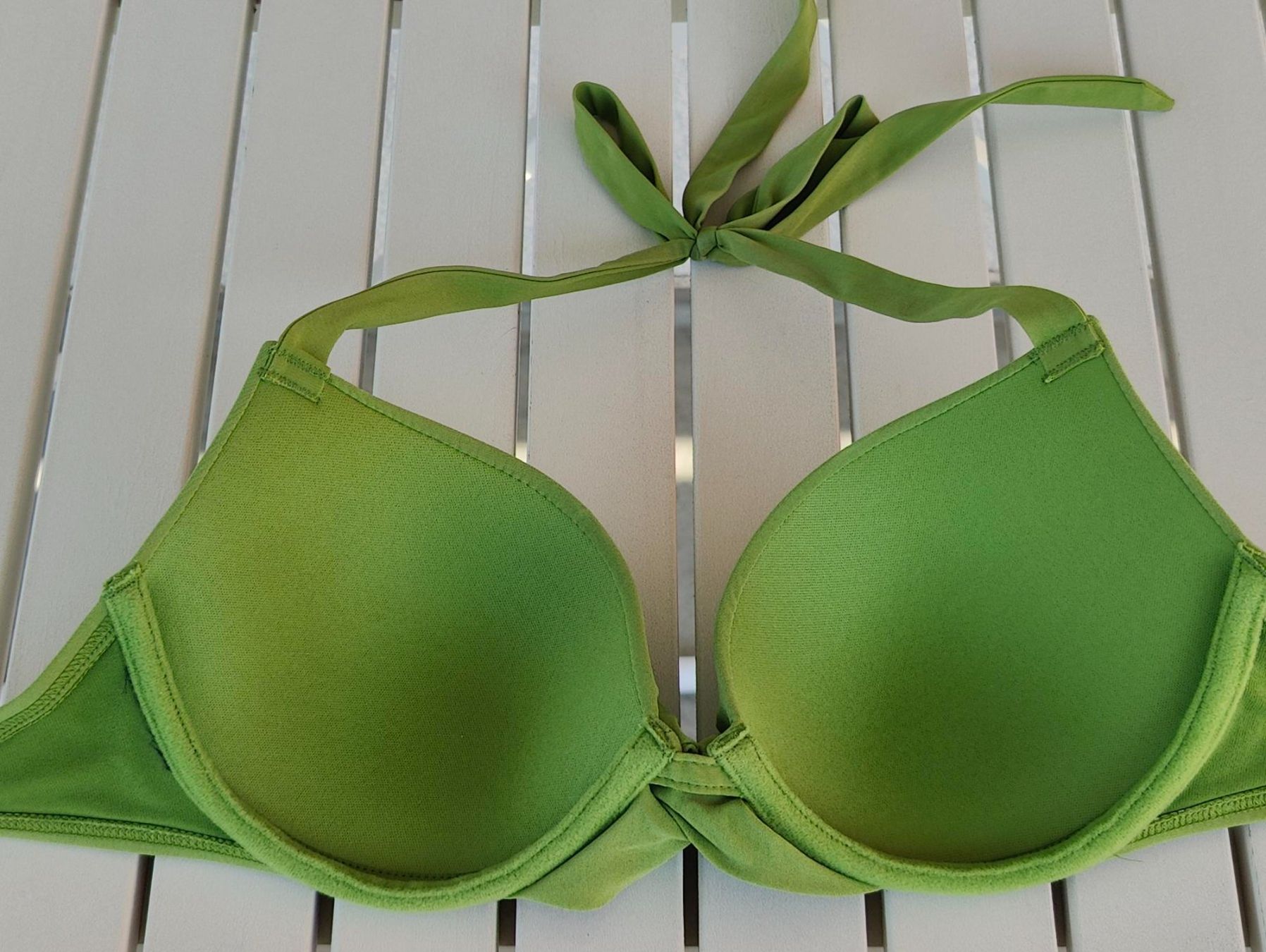 H&M Costumi da bagno & Bikini: Bikini Oberteil, H&M, Gr. 38/C, wenig gebraucht – Usato da Meggen venduto da SellingGoods_1 1