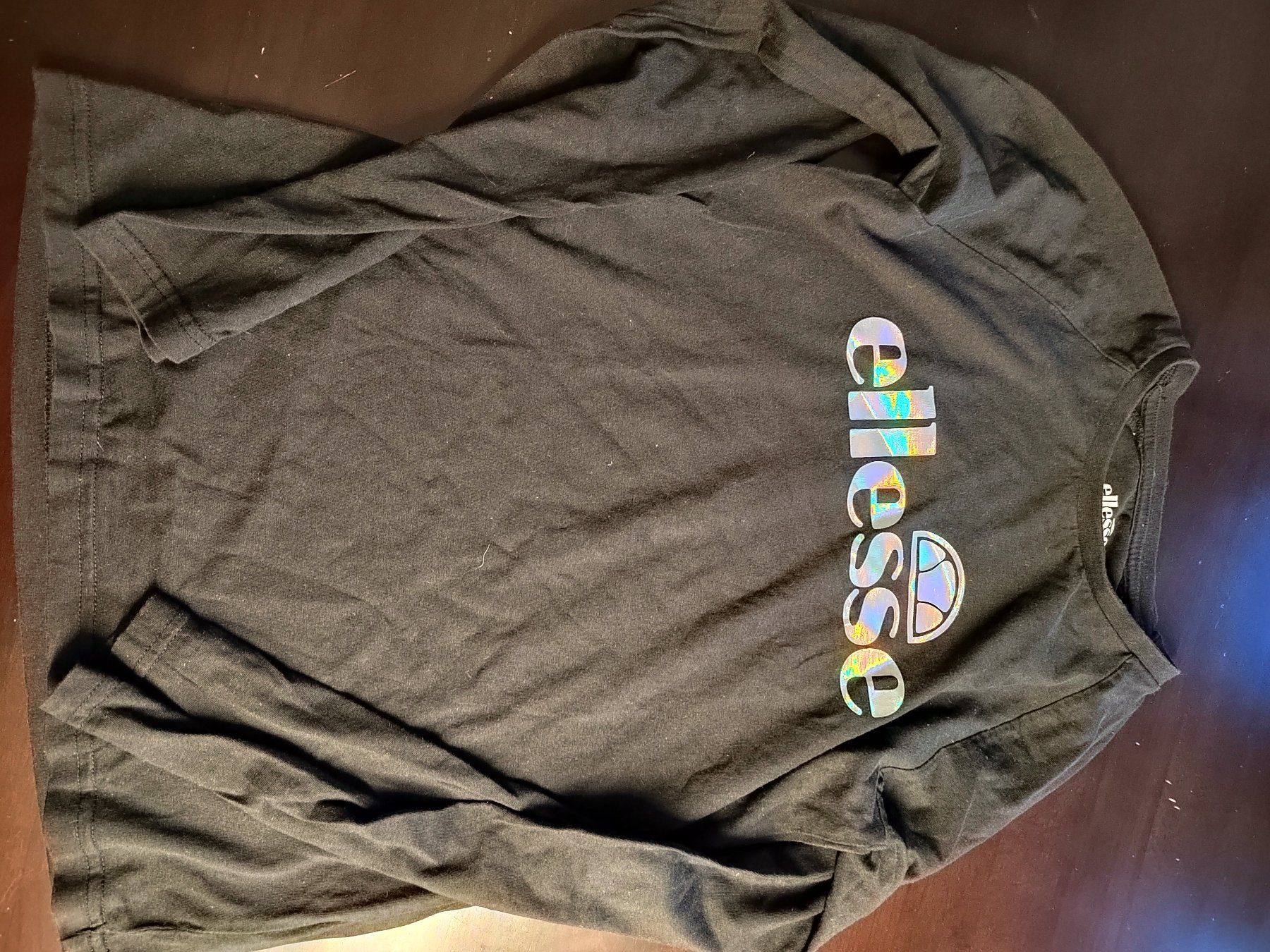 Ellesse T-shirt: Ellesse Shirt, Grösse M, Langarm, Schwarz, neu – Nuovo (secondo la descrizione) da Einsiedeln venduto da pattymary