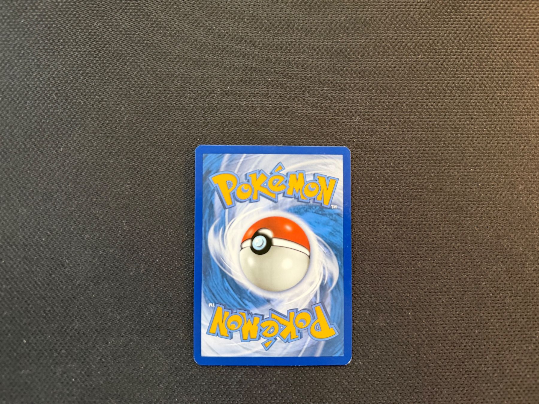 Pokémon Carte collezionabili: Alolan Ninetales 28/147 - Reverse Holo – Usato da Zürich venduto da mountainwizard00 1