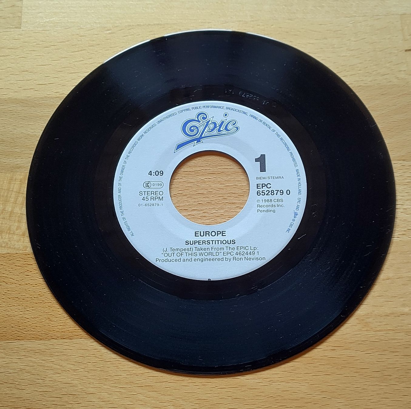 Schallplatten: Europe - Superstitious / Lights & Shadows - Vinyl Single – Gebraucht aus Bonaduz von Gluehwuermchen44 3