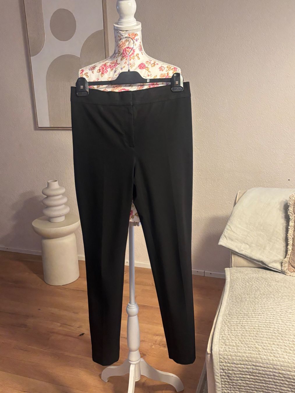 Cos Pantaloni: COS Black Pants – Usato da St. Margrethen SG venduto da dijanaO 2